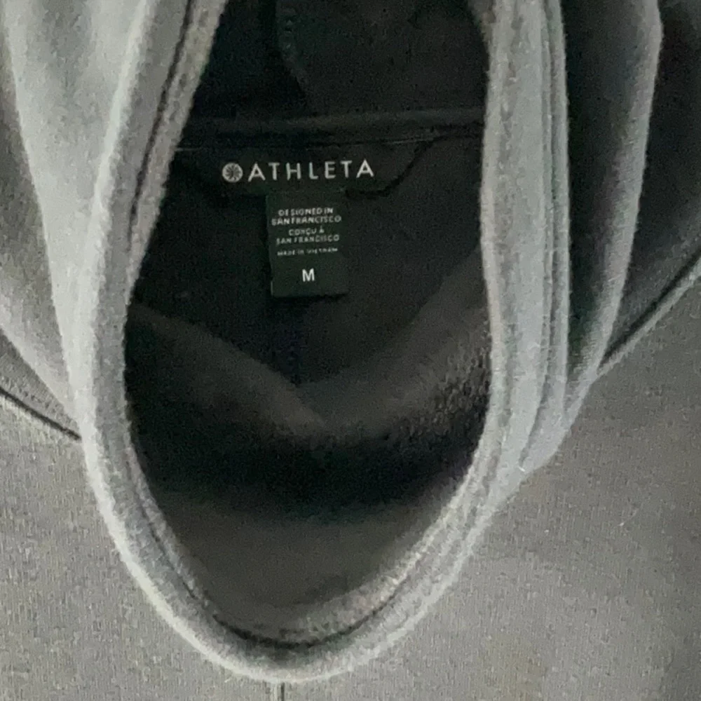 Athleta Oversized Cowl Neck Sweat Shirt with Pockets Size Medium - Picture 3 of 9